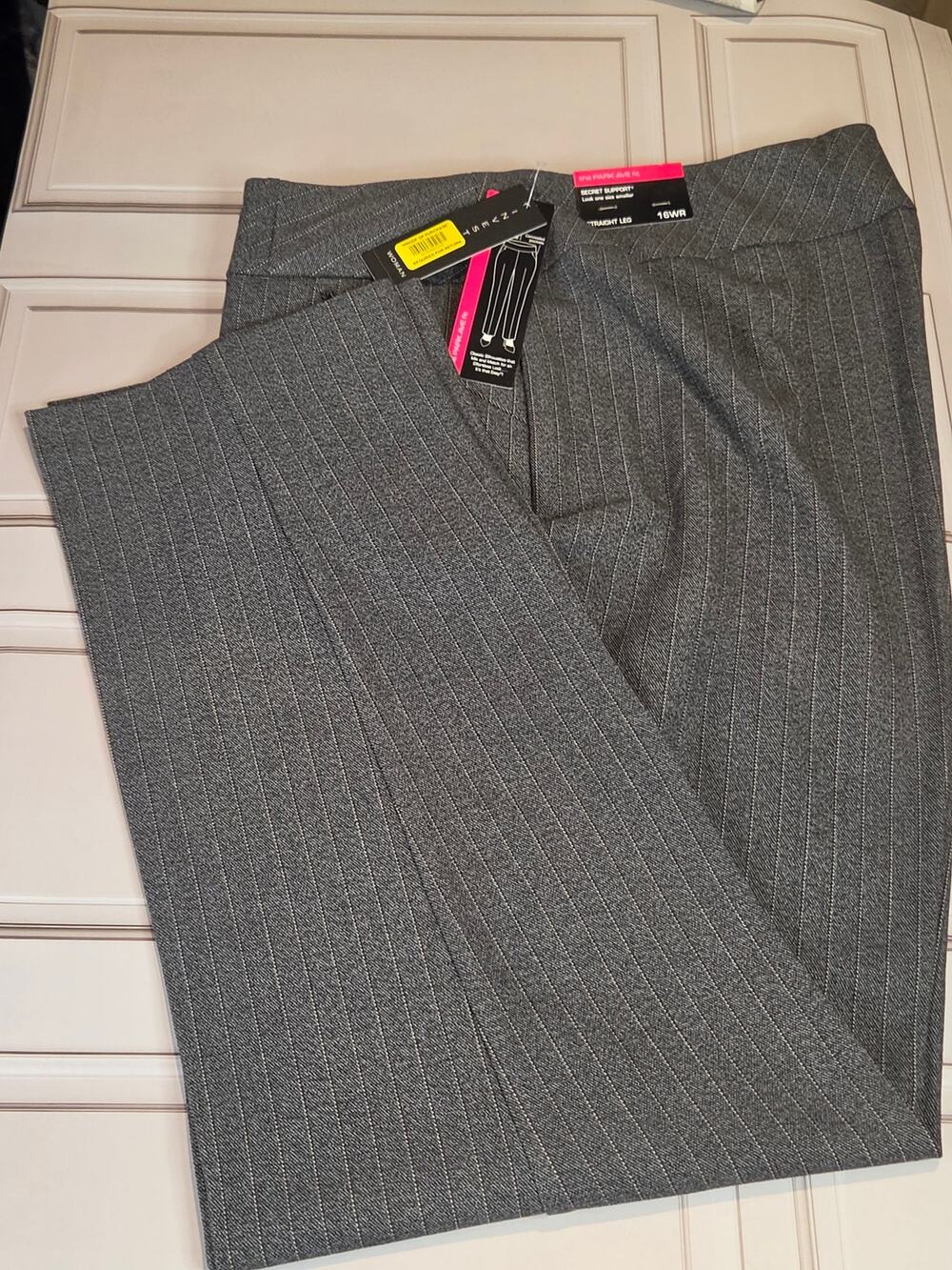 Investments Woman Gray Pinstripe Dress Pants - Straight Leg NWT - Plus Size 16WR